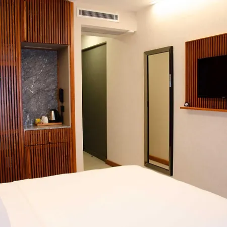 Ξενοδοχείο Ertan 4*