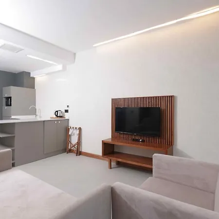 Ertan Hotel Çeşme