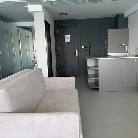 Ertan Hotel Çeşme